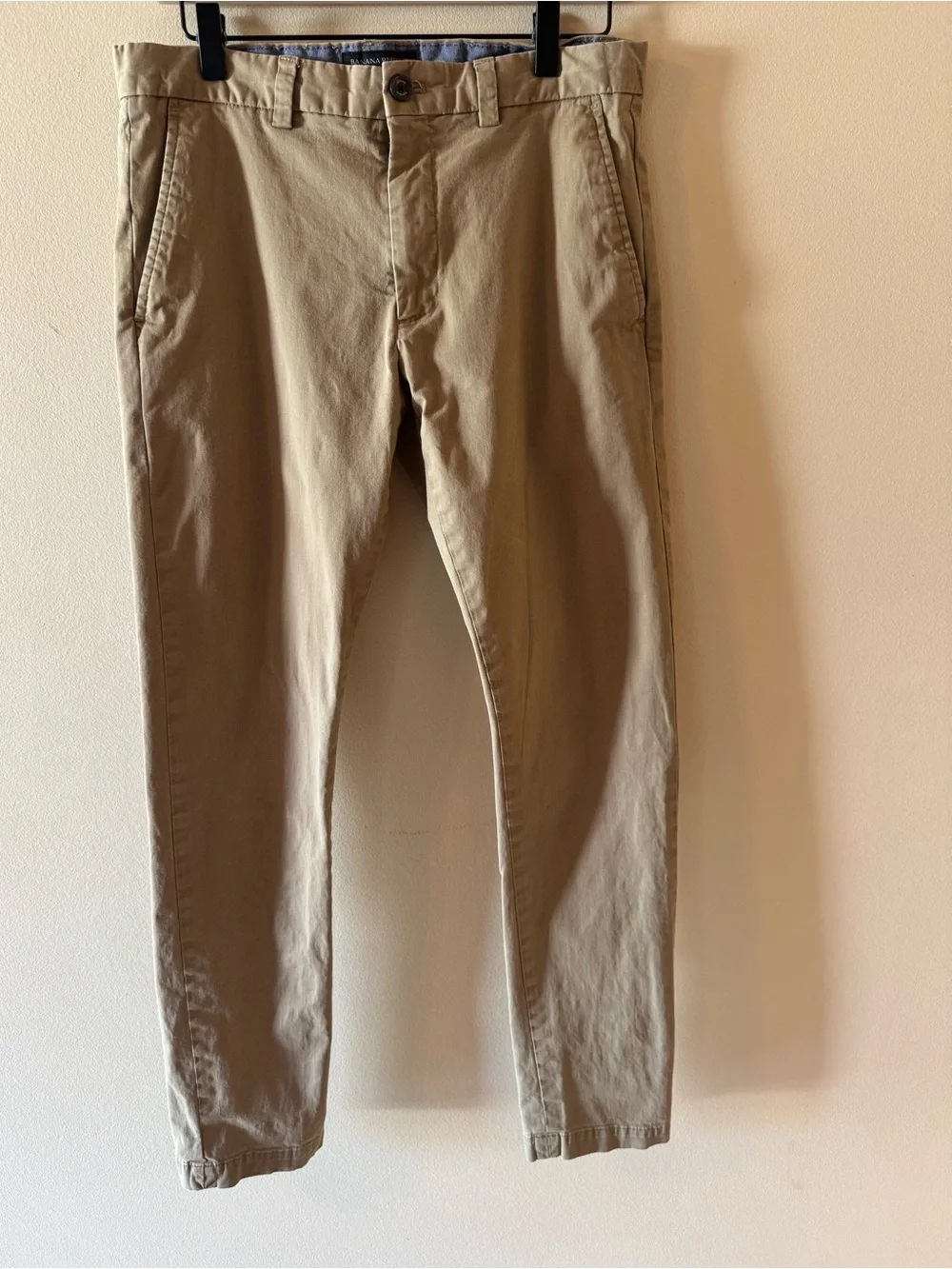 Banana Republic Men's Skinny Chino Pants in Khaki Tan